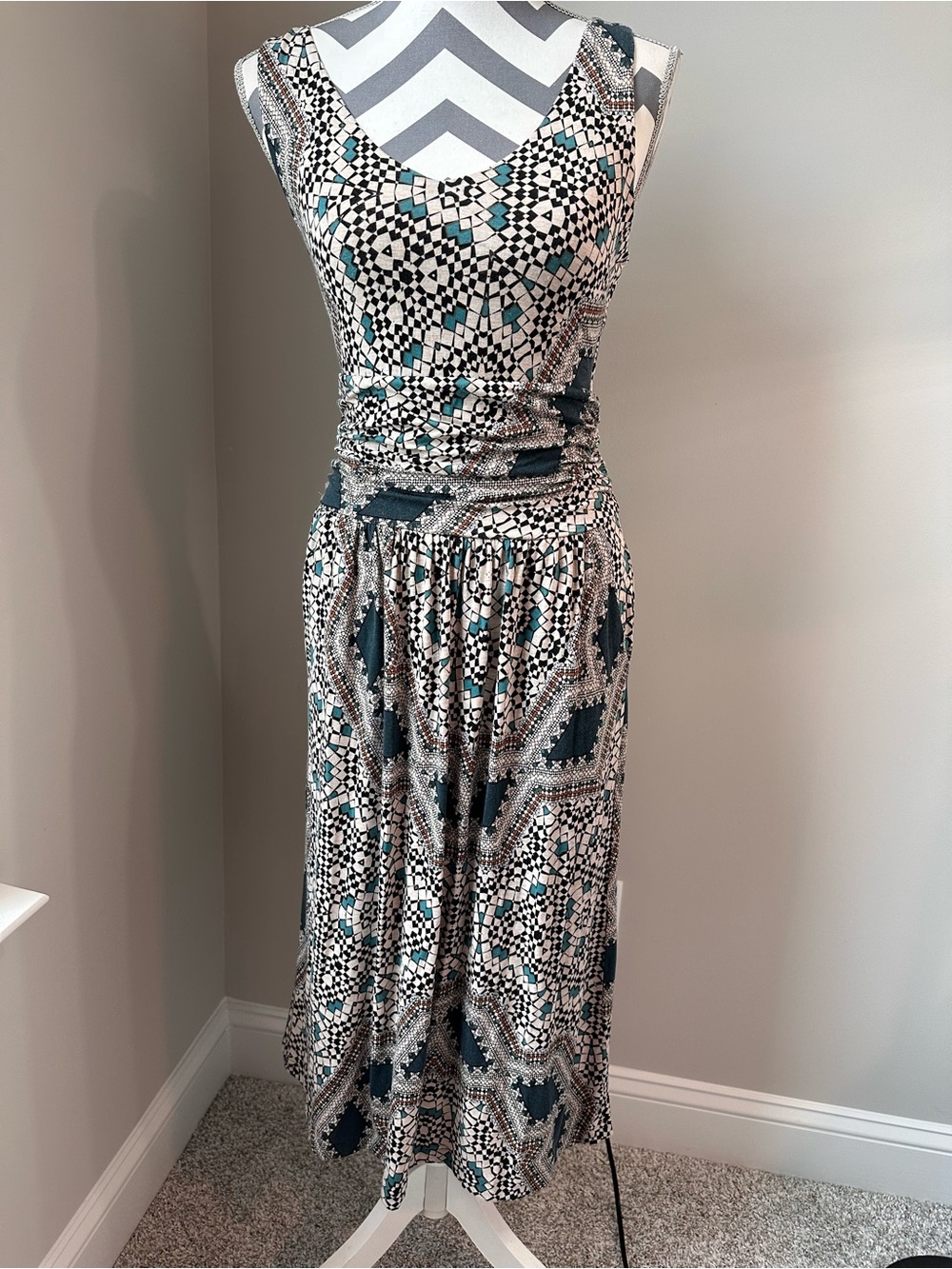 Maeve Anthropologie Jantina Maxi Dress Medium Geometric Jersey Boho Pockets GUC